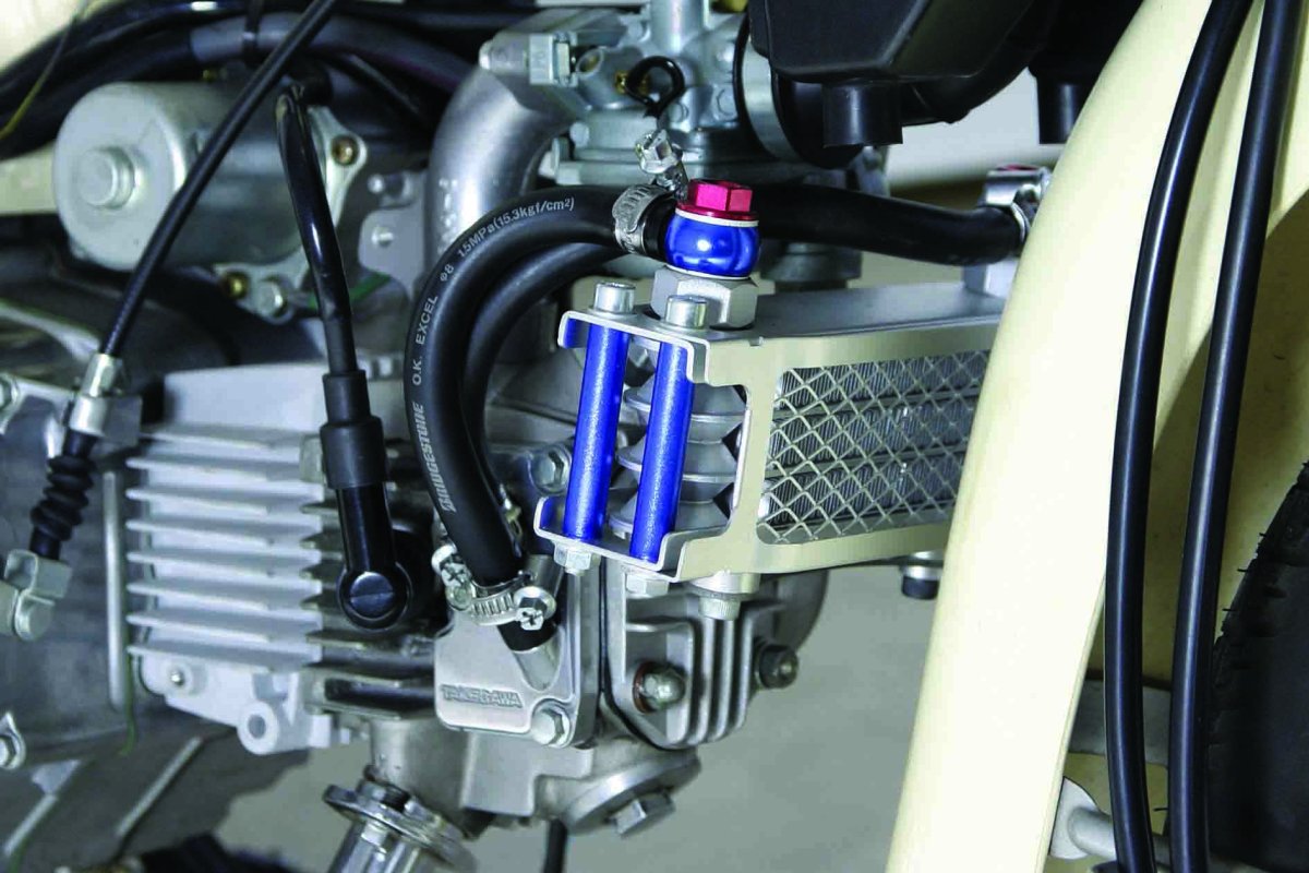 画像2: コンパクトクールキット(オイルクーラー)4フィン/ラバーホース  (2)