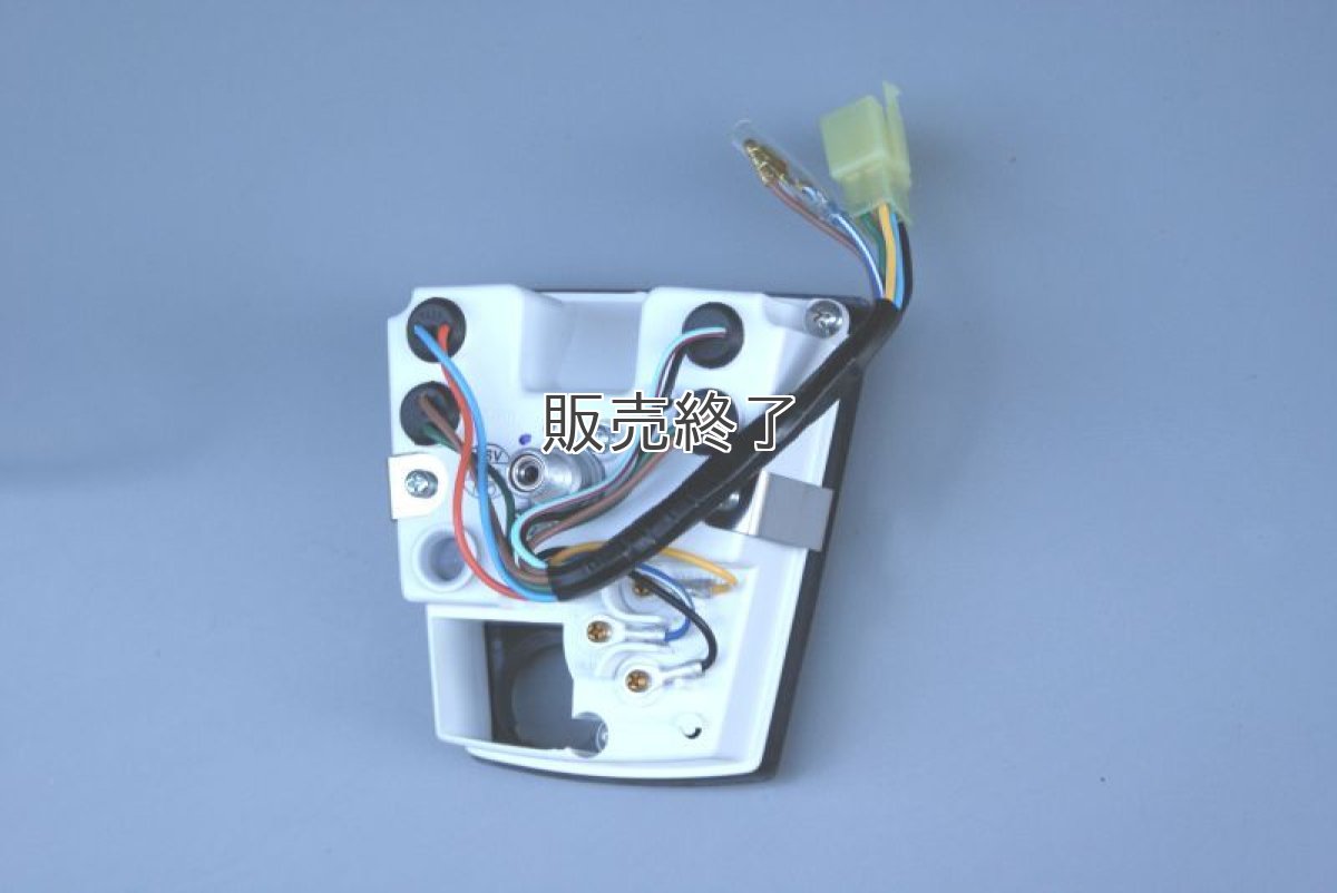 画像4: 【ホンダ純正】[在庫限り] カブ90/70カスタム(角目)用スピードメーター[90キロフルスケール] ●黒パネル※カブ50カスタムにも装着可能  (4)