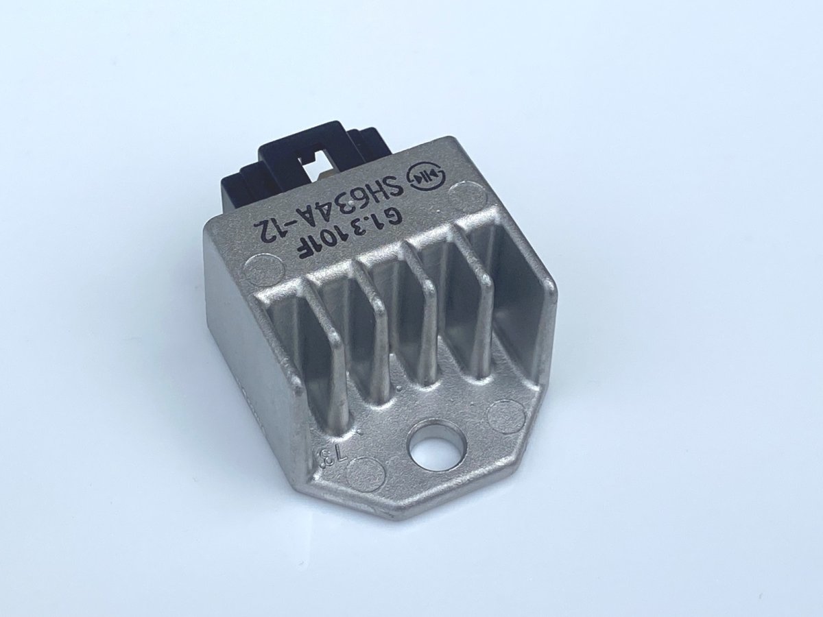 画像3: 【ホンダ純正】※並行品 レギュレートレクチファイヤー(レギュレーター)12vキャブ車専用  (3)