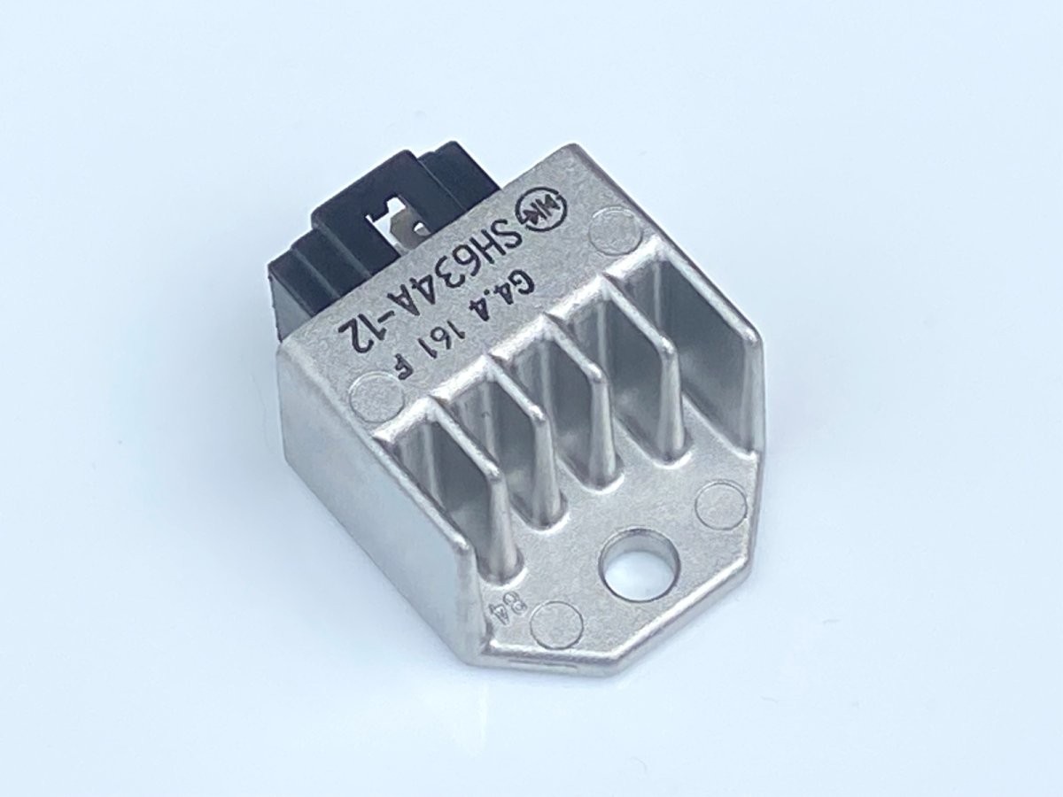 画像2: 【ホンダ純正】 レギュレートレクチファイヤー(レギュレーター)12vキャブ車専用  (2)