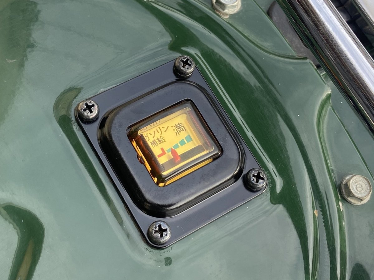 画像2: 【ホンダ純正】 ガソリンメーターリングカバーセット※ココ錆びてる事多し  (2)