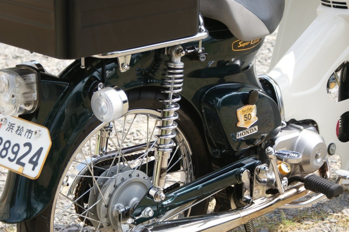 画像3: リアショックアブソーバー(リアサス)レッド  (3)